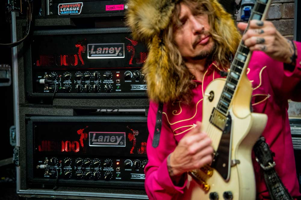 Laney Justin Hawkins JH3000 amps in the rack 1000x666px