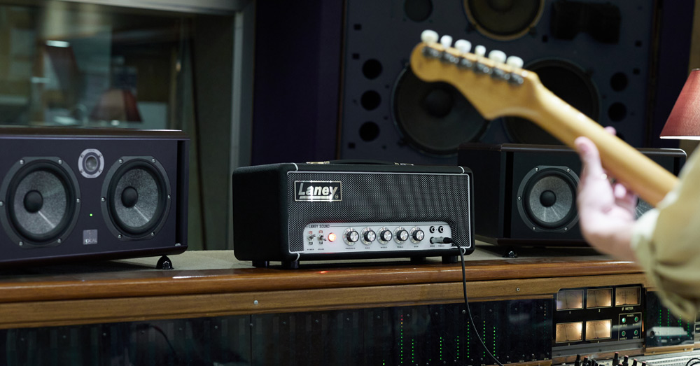 Are low-wattage guitar amps better than high-wattage amps 1000x523.jpg